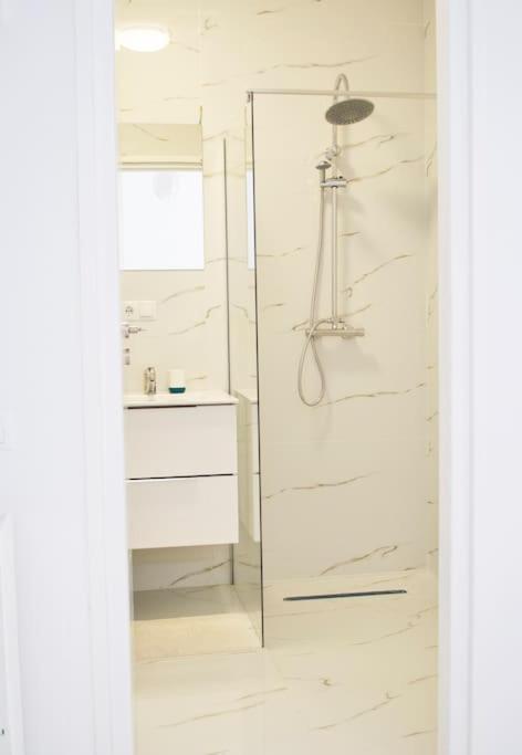 Apartmán 3 Dream Apartmant 3+Parcare Gratuita Oradea Exteriér fotografie